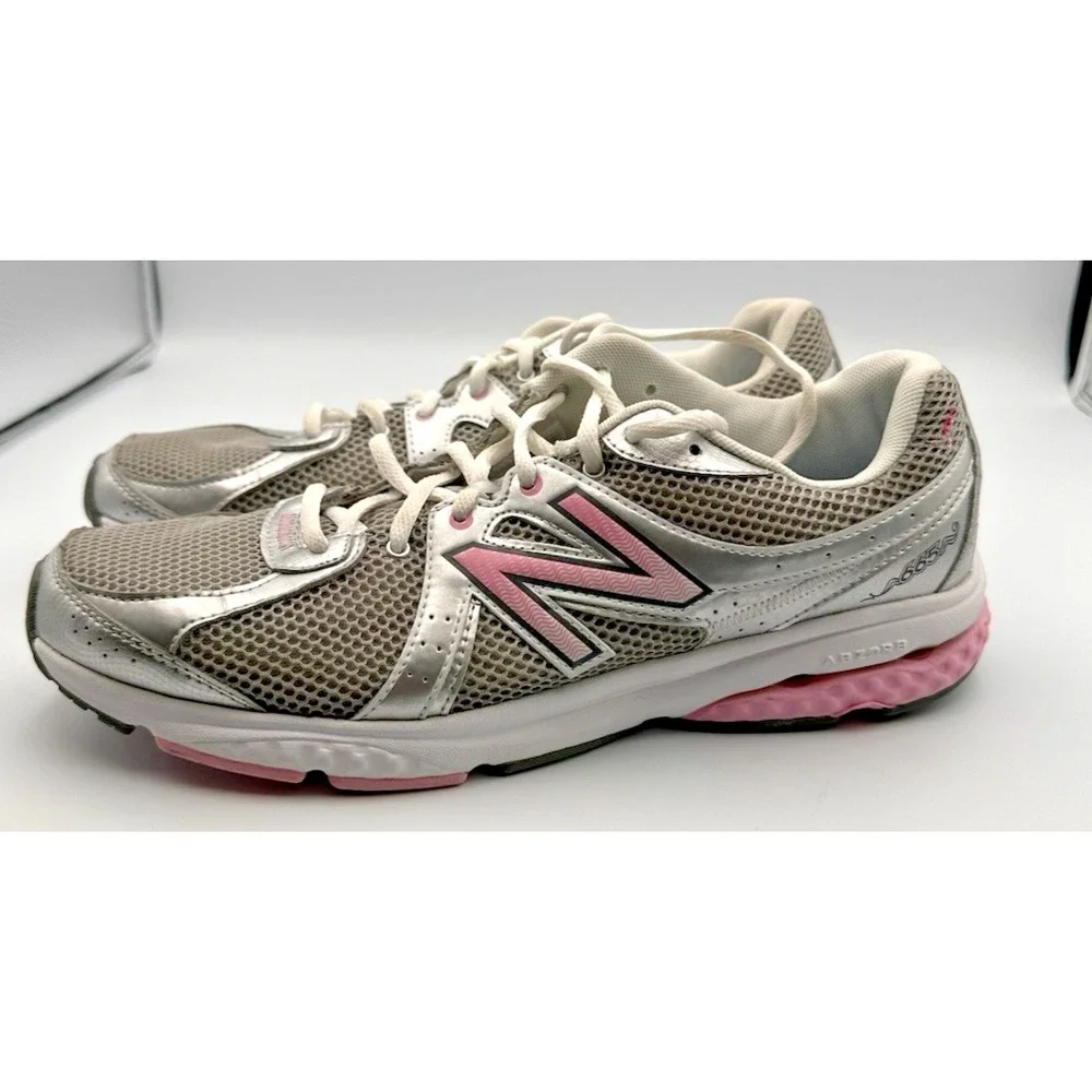 New Balance Womens Size 11B Susan G Komen Breast‎ Cancer Awareness Model 665